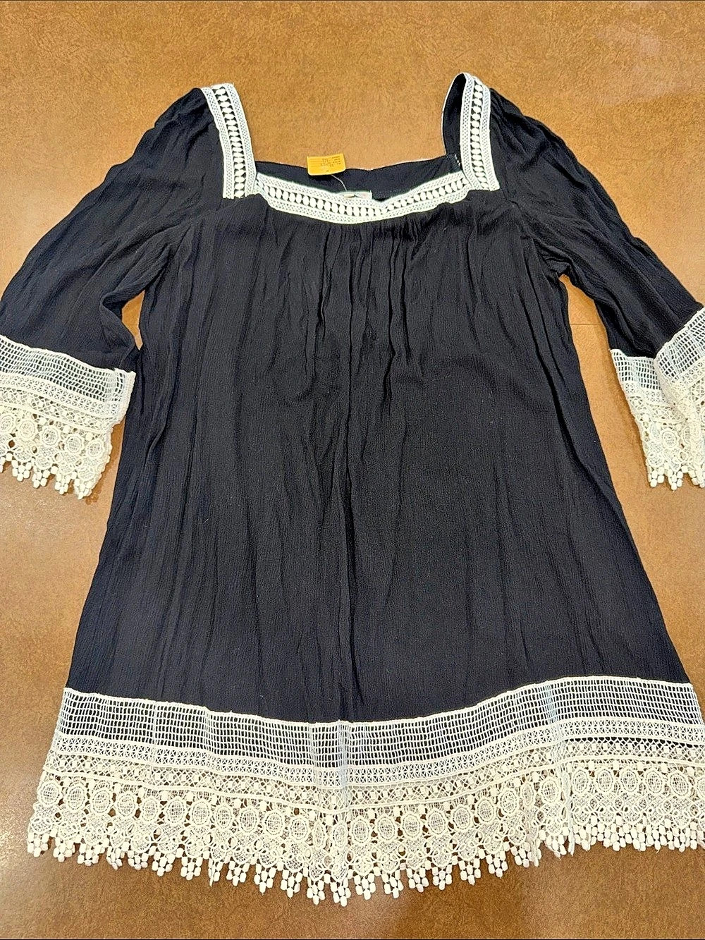 NWT • UMGEE Black White Lace Trim Tunic Size 1XL • Flowy • See ALL Photos